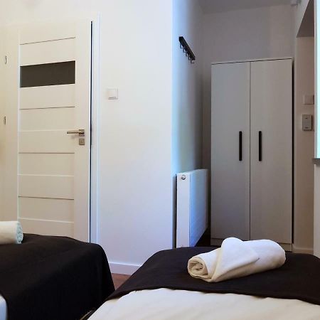 Apartamenty Metro Targowek Warsaw Luaran gambar