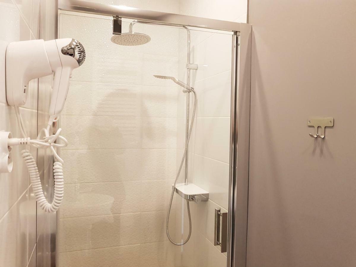 Apartamenty Metro Targowek Warsaw Luaran gambar